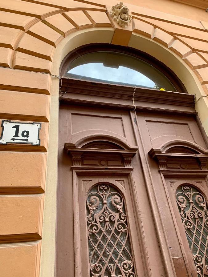 Goodmood Apartment Дебрецен Екстер'єр фото