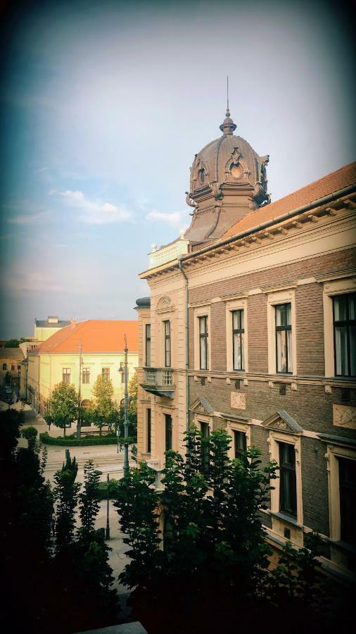 Goodmood Apartment Дебрецен Екстер'єр фото