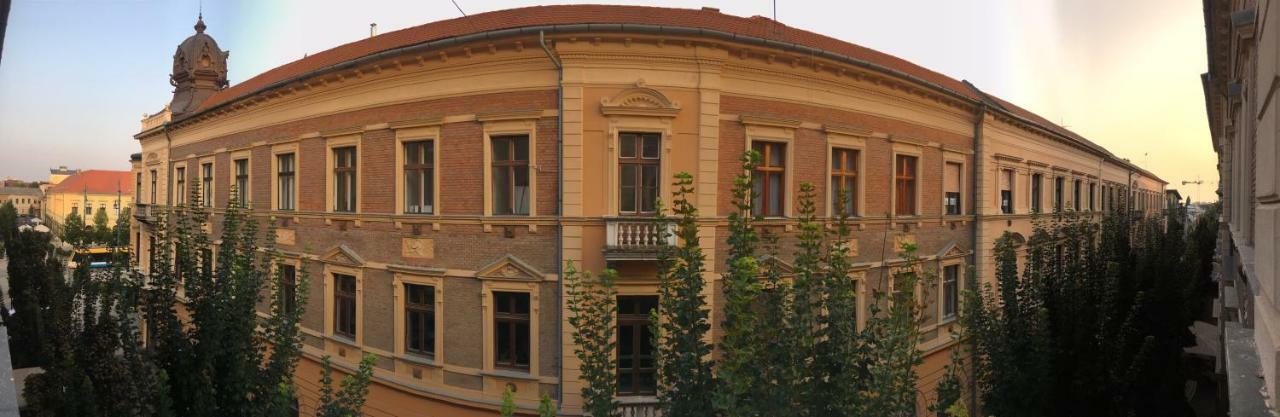 Goodmood Apartment Дебрецен Екстер'єр фото